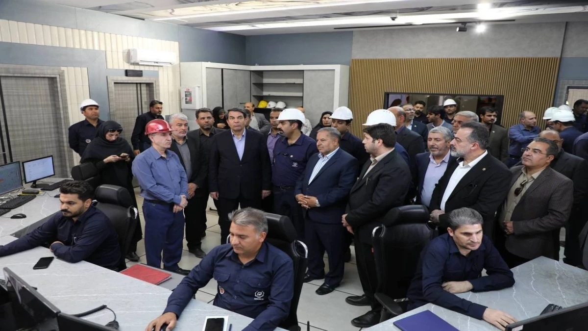 استاندار کرمان از مجتمع فولاد بردسیر شرکت فولاد سیرجان ایرانیان بازدید کرد